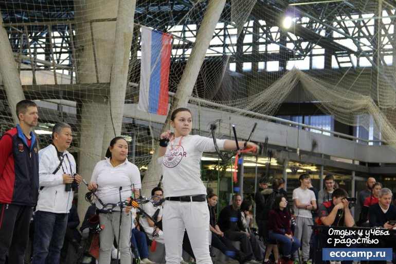 Ирина Макова – инструктор по стрельбе из лука и арбалета - заняла второе место на Всероссийском соревновании «Малахитовые стрелы».
